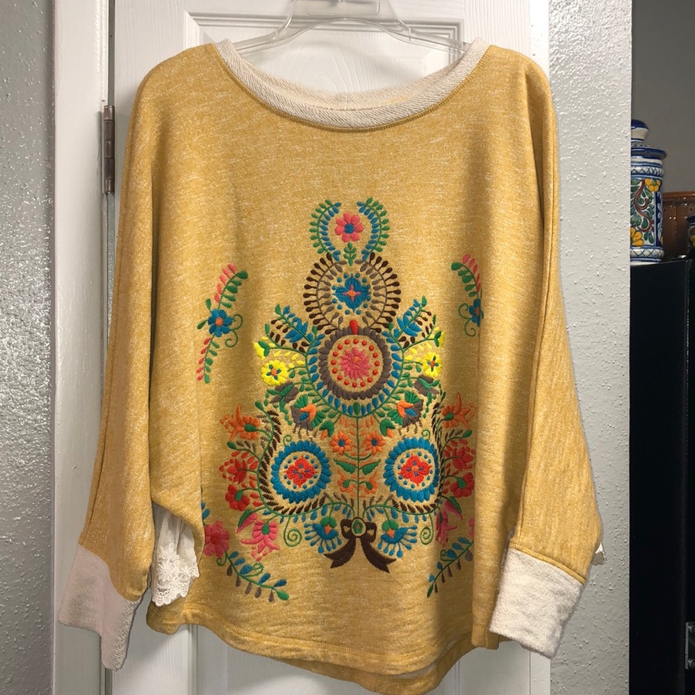 Ivy Jane women’s blouse